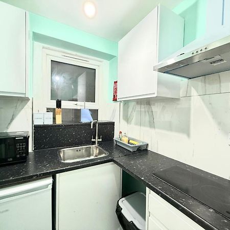 The Little Guest House Лондон Екстериор снимка