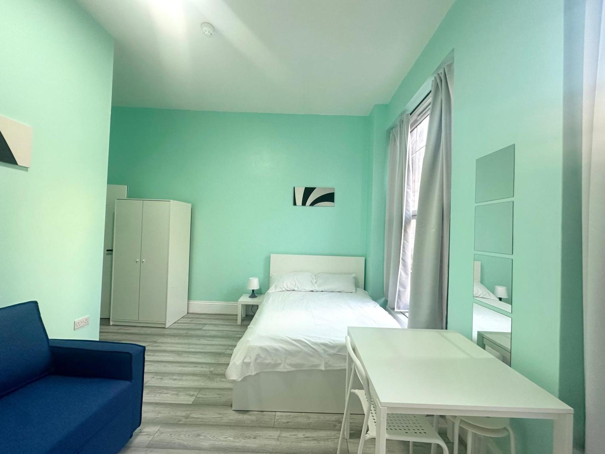 The Little Guest House Лондон Екстериор снимка