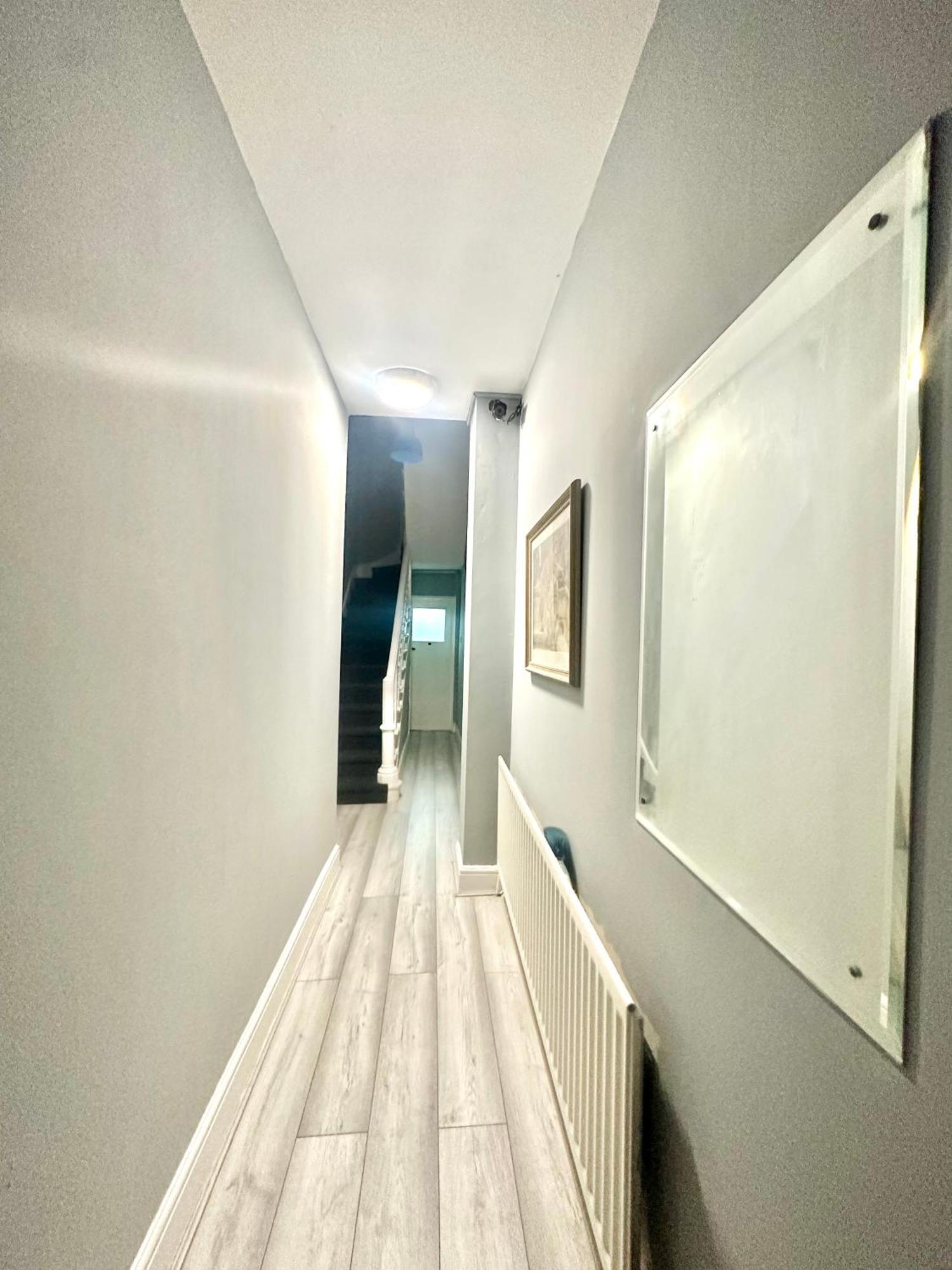 The Little Guest House Лондон Екстериор снимка